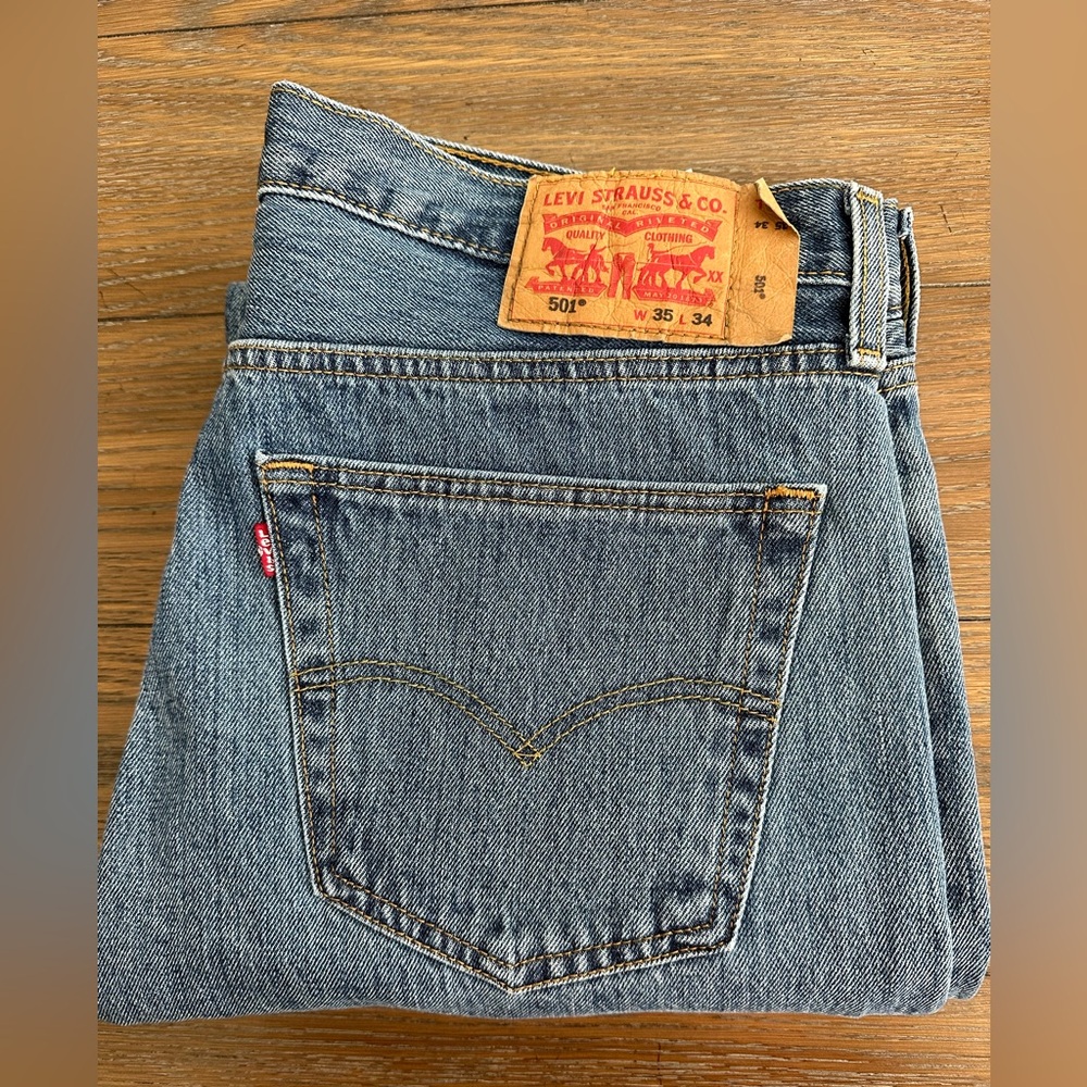 Levi's 501 Button Fly Jeans Size 35x34 Great Condition